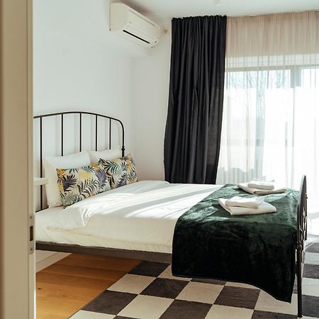 Central Modern Design Apartment Bucarest Exterior foto
